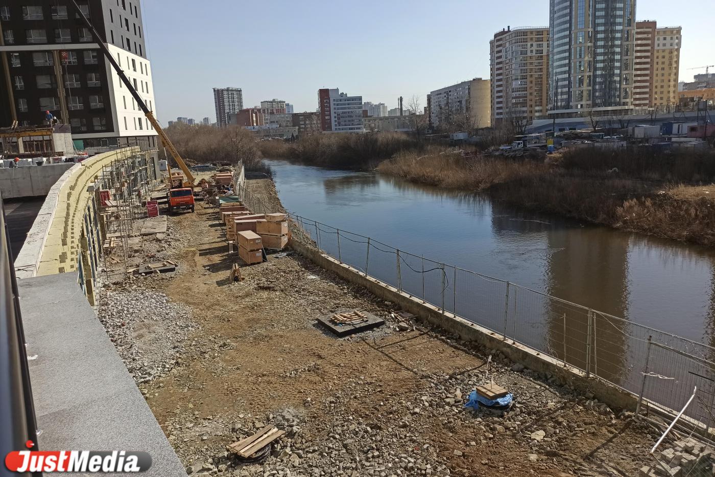 В Екатеринбурге может стать на одну ливневку больше - Фото 1