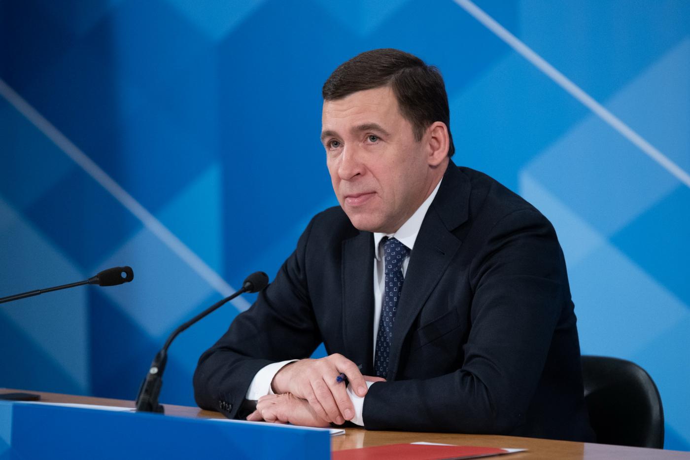 Евгений Куйвашев заявил, что вакцинация подростков от коронавируса не будет обязательной - Фото 1