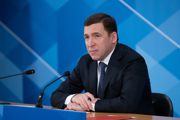 Евгений Куйвашев заявил, что вакцинация подростков от коронавируса не будет обязательной