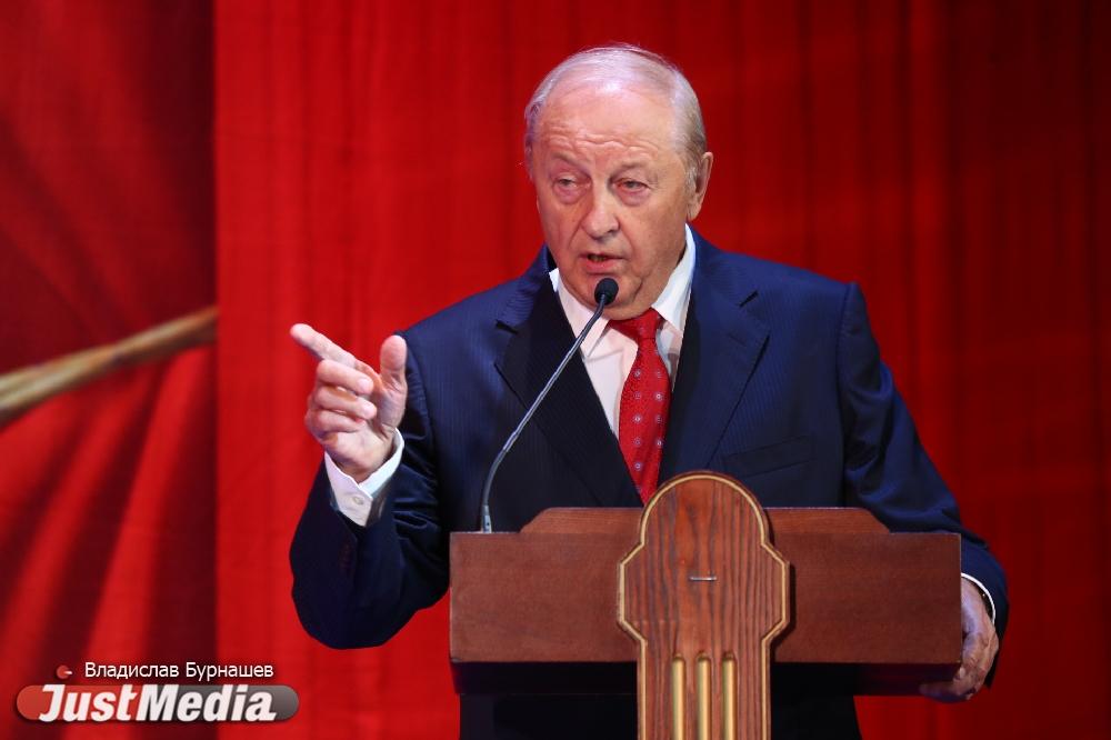 Сенатор Россель предложил вернуть смертную казнь для педофилов в России - Фото 1