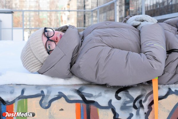 Катерина Наумова, менеджер: «Надоело мерзнуть! Хочется весны». В Екатеринбурге -12 градусов