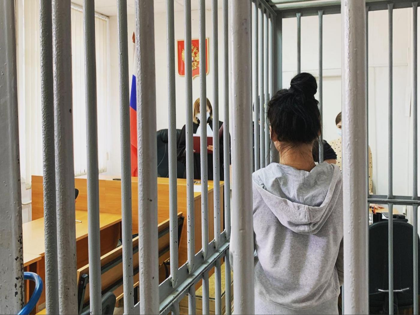 В Екатеринбурге перед судом предстанет женщина, обвиняемая в сожжении бездомного - Фото 1