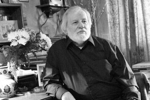 В Екатеринбурге от коронавируса скончался писатель Андрей Комлев - Фото 1