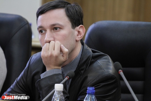 Скандального депутата Боровика сняли с выборов в свердловское Заксо - Фото 1