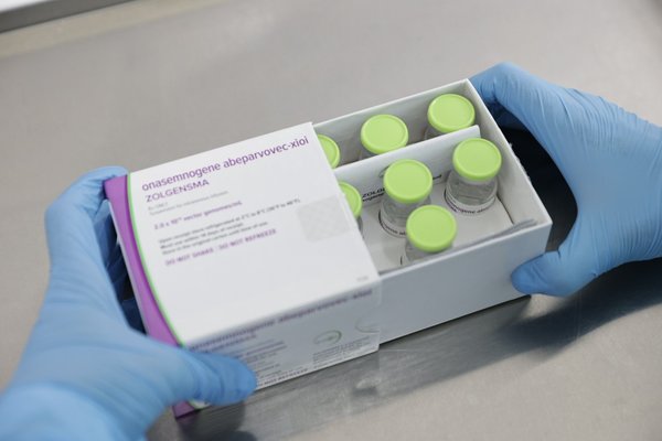 «Смайлику» Саше Лабутину поставили самый дорогой укол в мире - Фото 1