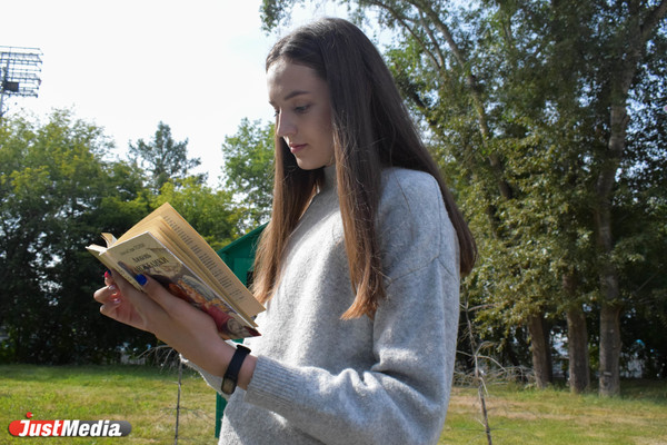 Виктория Буркова, ВК «Уралочка»: «Осень – это сезон тепла и любви к себе». В Екатеринбурге +15 градусов - Фото 1