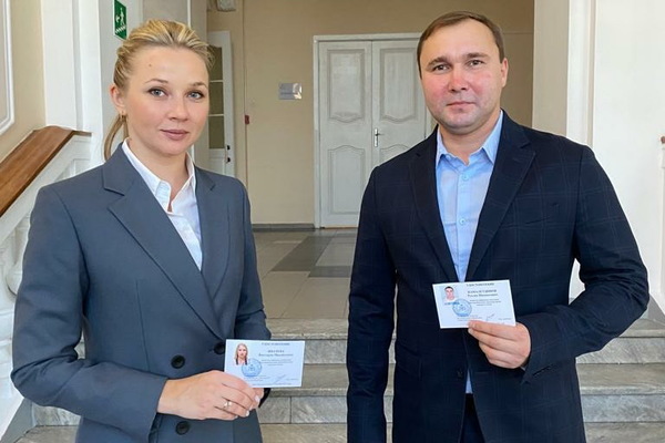 Виктория Ивачева и Руслан Камалетдинов официально стали депутатами Екатеринбургской гордумы - Фото 1