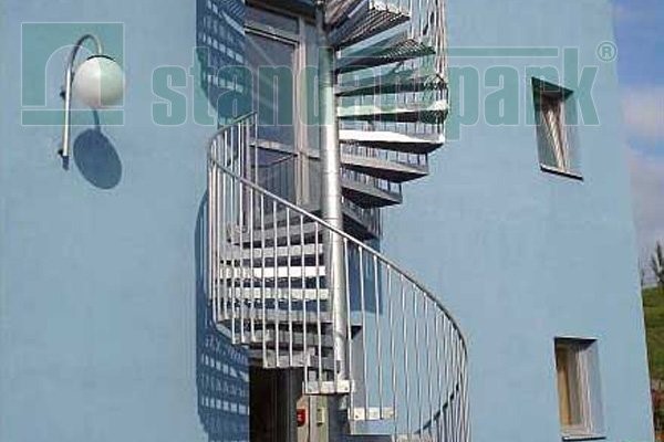 Решетчатые настилы при строительстве лестниц и площадок на промышленных объектах - Фото 1