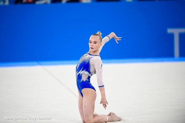 Гимнастка Ангелина Мельникова стала первой в многоборье на турнире в Швейцарии - Фото 1