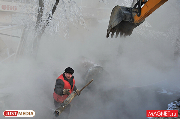На аварийно-восстановительные работы тепловых сетей в Екатеринбурге потратят почти 12 миллионов рублей - Фото 1