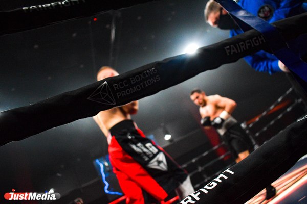 В Екатеринбурге определится претендент на титул чемпиона мира WBC в легком весе - Фото 1