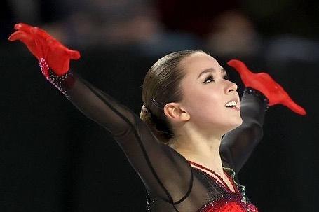 Камила Валиева рассказала, что на рекорды ее вдохновили Липницкая, Загитова и Медведева - Фото 1