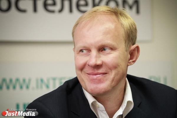 «Давно у нас не было золотых медалей в мужских эстафетах». Олимпийский чемпион Сергей Чепиков прокомментировал бронзу сборной России по биатлону в Пекине - Фото 1