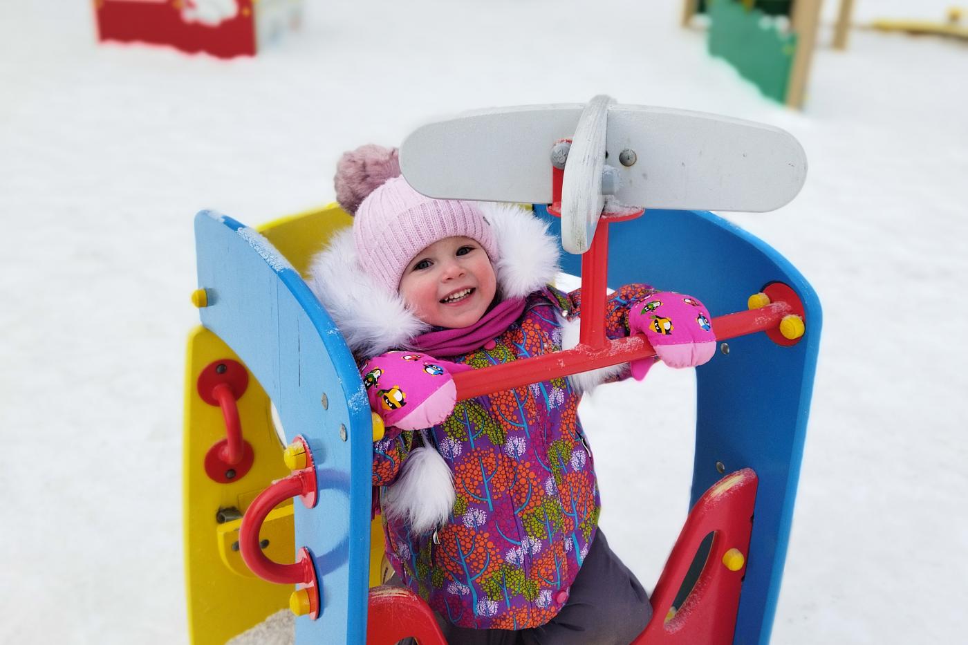 Арина Галимова: «Зимой можно прятаться в снежных тоннелях и собирать снег на лопатку». В Екатеринбурге около нуля - Фото 1