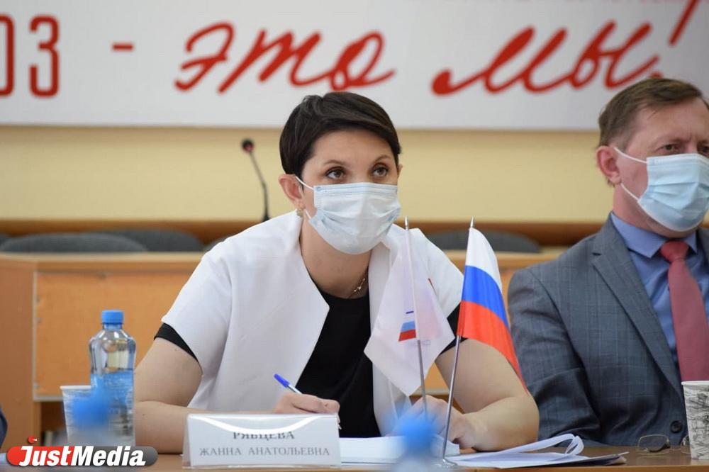 Депутаты Госдумы РФ готовятся к персональным санкциям из-за признания независимости Донбасса - Фото 1