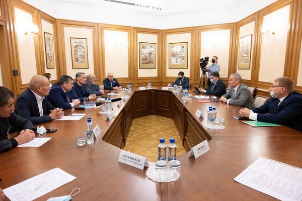 На Среднем Урале социальной и культурной адаптации мигрантов уделят больше внимания - Фото 1