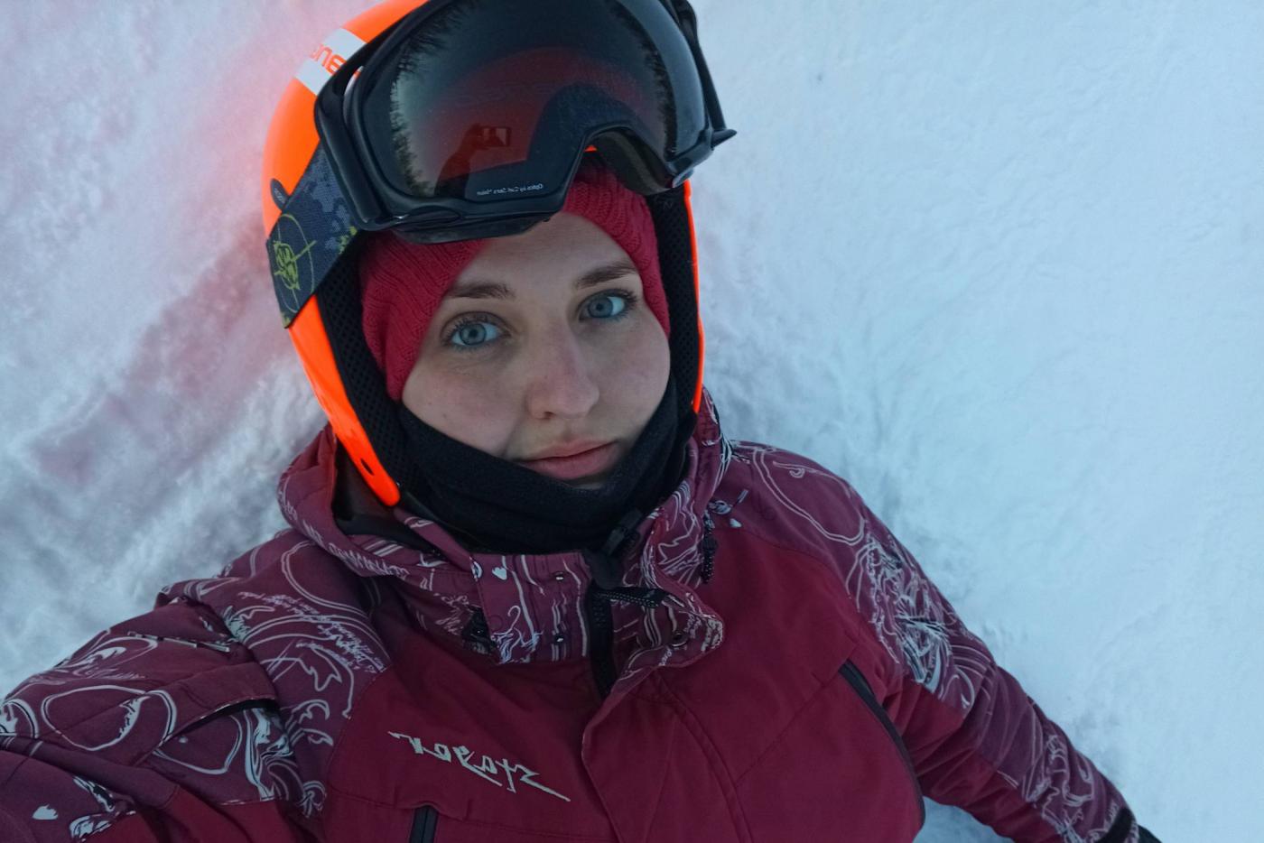 Екатерина Калугина, шоу-балет «Ягода»: «Наслаждаемся первым днём весны на склонах, успеваем поймать снег!». В Екатеринбурге около нуля градусов    - Фото 1