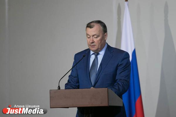 Евгений Куйвашев наградил Алексея Орлова «За заслуги перед Свердловской областью» I степени - Фото 1