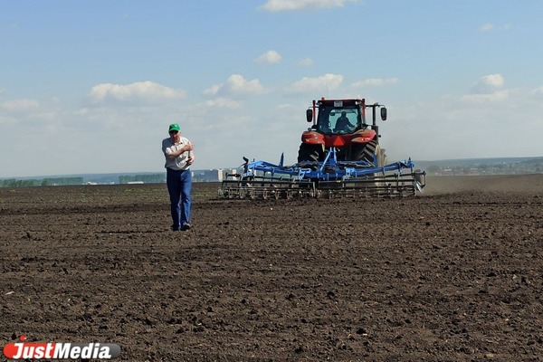 Правительство России запретило вывозить за рубеж сельхозтехнику, станки и контейнеры, завезенные из-за границы