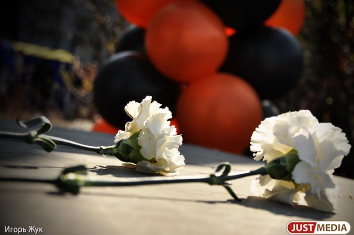 Президент РФ Путин простился с Владимиром Жириновским - Фото 1