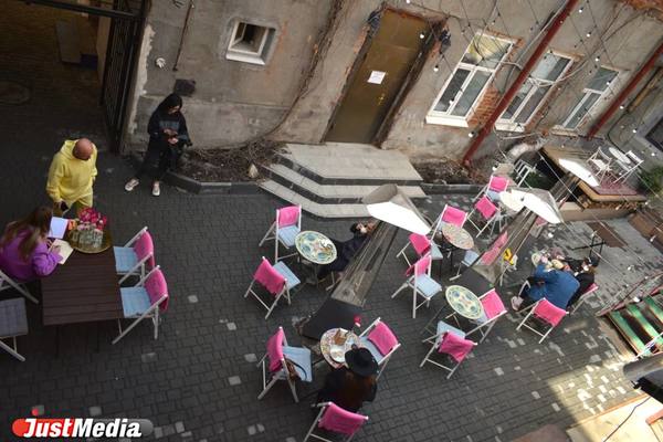 Культовый хипстерский летник на Пушкина открылся под новым названием