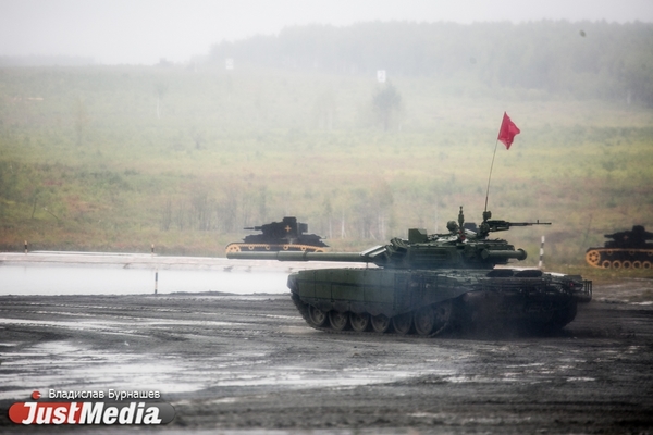 Российская армия нанесла ракетный удар по заводу в Киеве