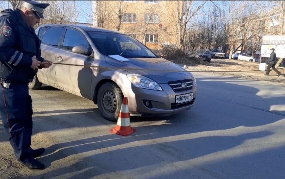 В Кировограде водитель «Киа» сбил пятилетнего мальчика, которого не смогла удержать мама - Фото 1