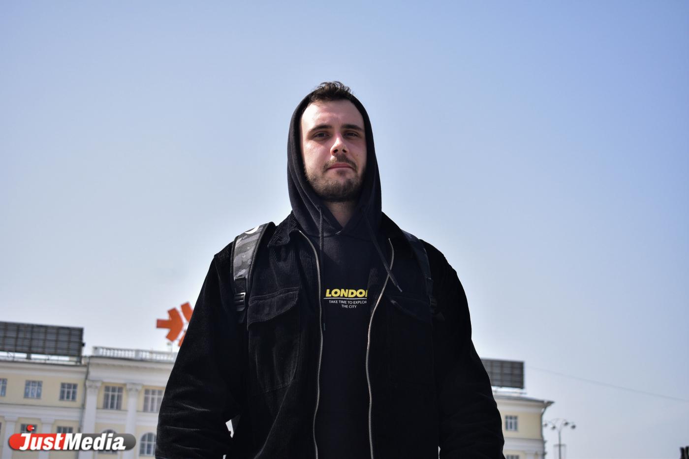 Даниил Смирнов, механик: «Когда-нибудь наступит день, когда погода наладится». В Екатеринбурге +15 градусов - Фото 1