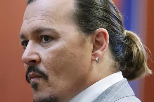 Джонни Депп после развода с Эмбер Херд грозился отрезать Илону Маску мужское достоинство - Фото 1