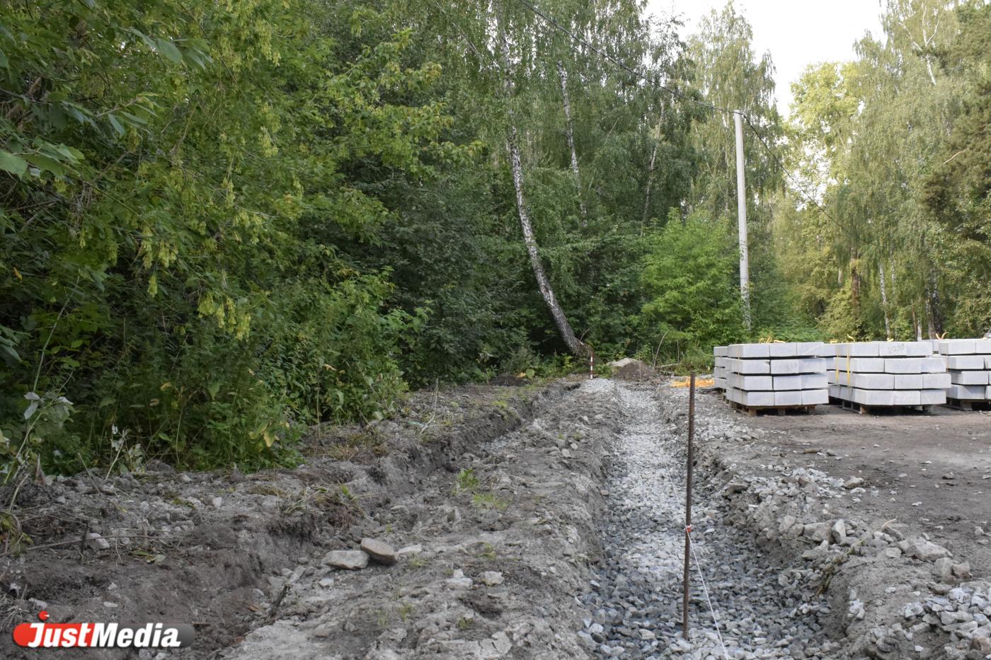 В Екатеринбурге началось строительство улицы Рощинской - Фото 1
