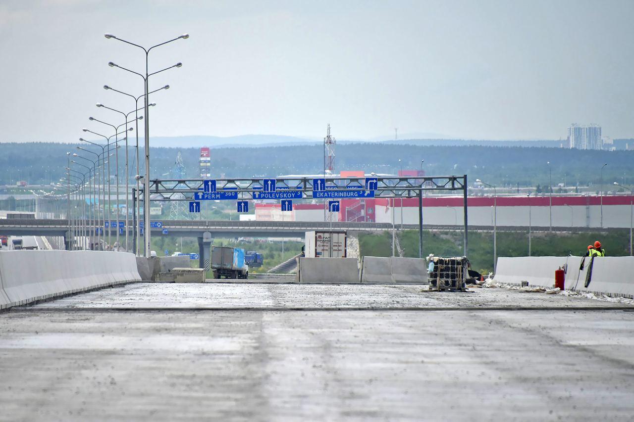 После финансирования, которого добился Евгений Куйвашев, строительство ЕКАД заметно ускорилось - Фото 1