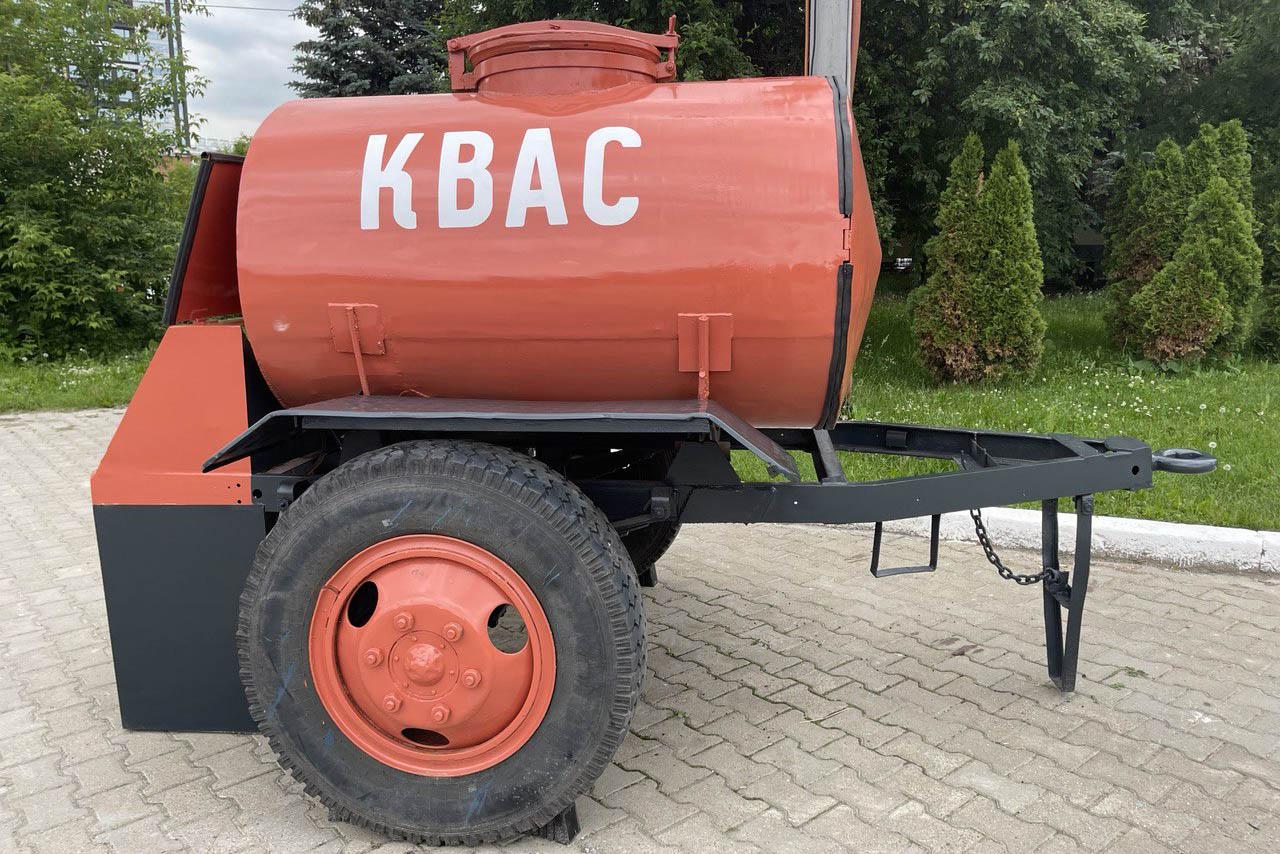 В парке Маяковского начали продавать квас из советских бочек  - Фото 1