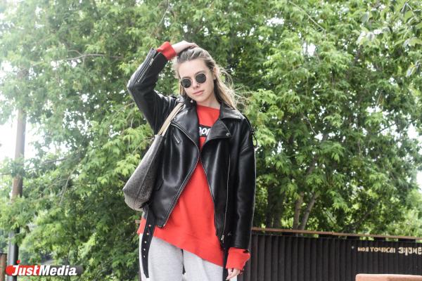 Юнита Аленичева, студентка УрФУ: «А нам и не надо жары – главное чтобы дождей поменьше было». В Екатеринбурге +20 градусов - Фото 1
