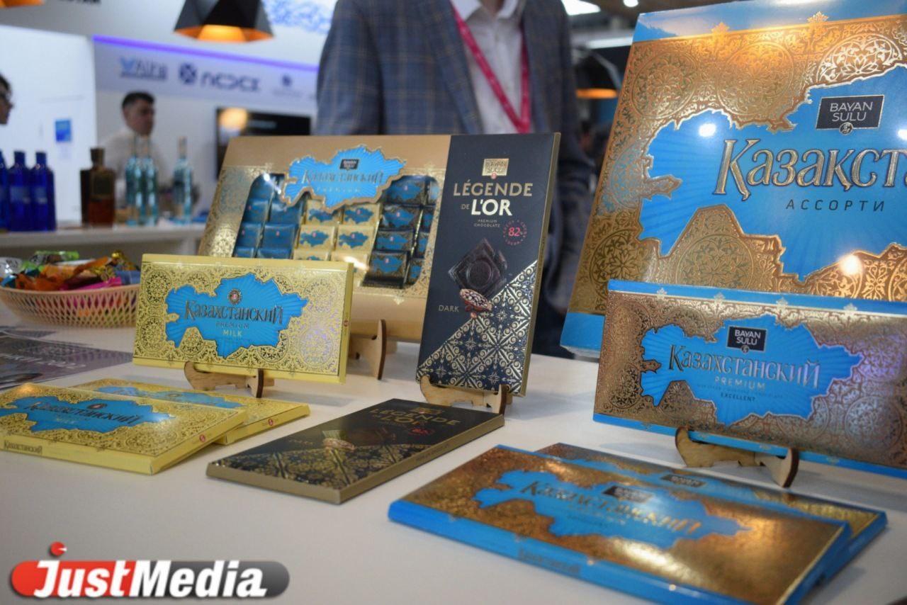 Чем кормят на ИННОПРОМе. Тестируем вкусняшки из Казахстана - Фото 1