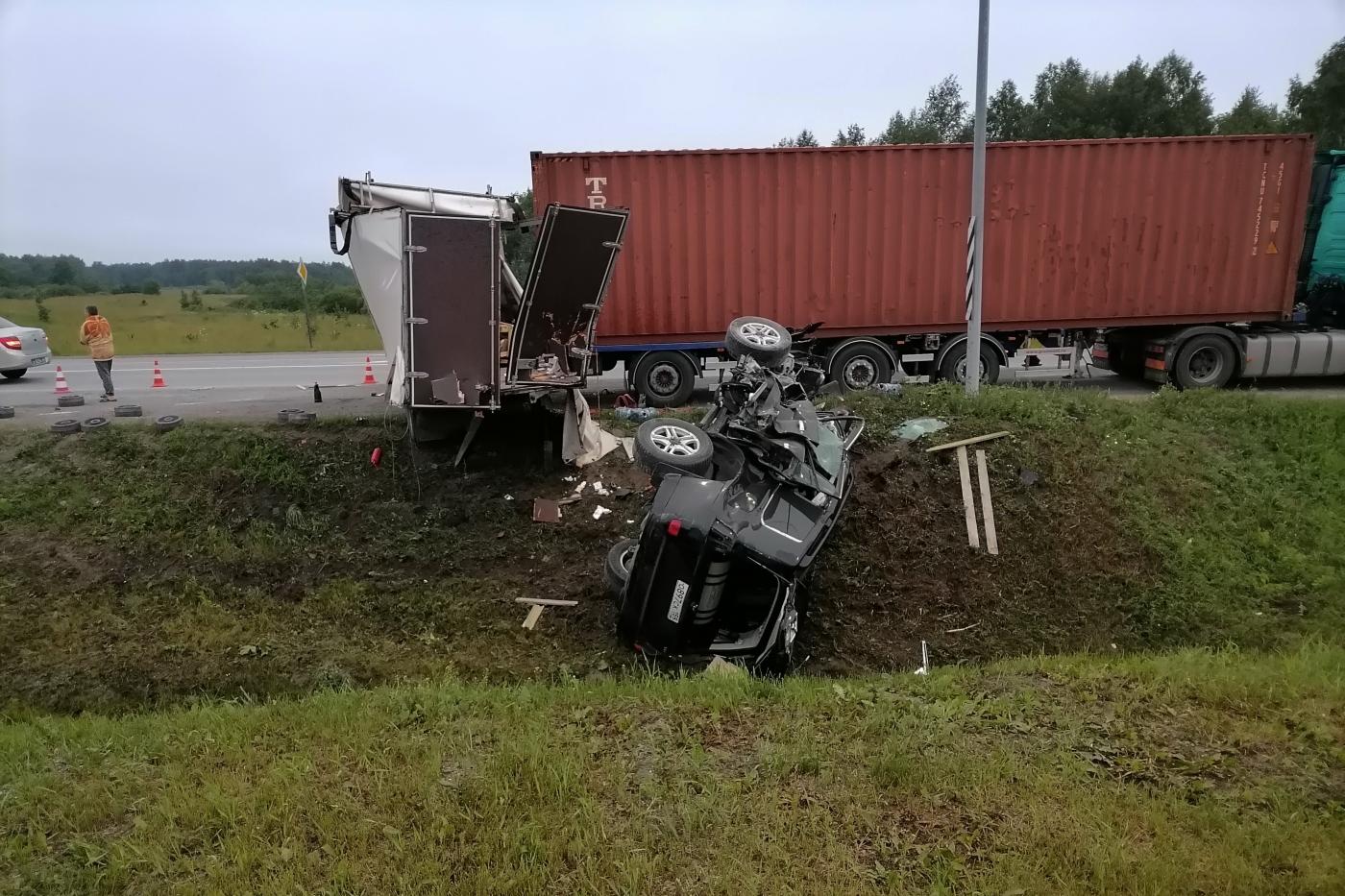 На Тюменском тракте погиб водитель, уснувший за рулем - Фото 1