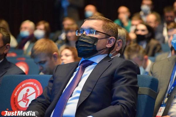 Владимир Якушев заявил об опасности новой волны коронавируса на Урале - Фото 1