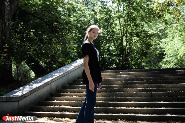 Мария Лесняк, Уралочка-2-УрГЭУ: «Погода сейчас стоит просто великолепная». В Екатеринбурге +29 градусов