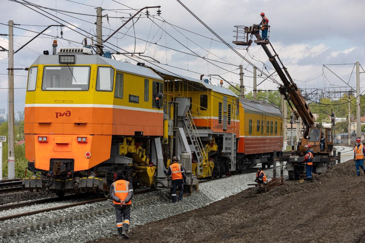 Свыше 230 км пути обновила СвЖД для повышения скорости движения поездов - Фото 1