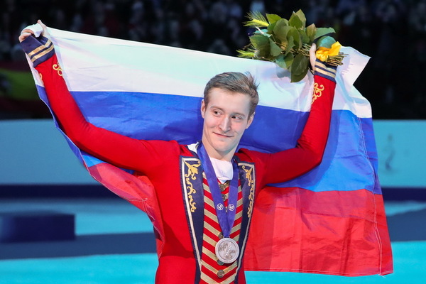 «Вперед к победе, олимпийцы!»: российские знаменитости записали совместный ролик в поддержку нашей сборной в Пекине - Фото 1