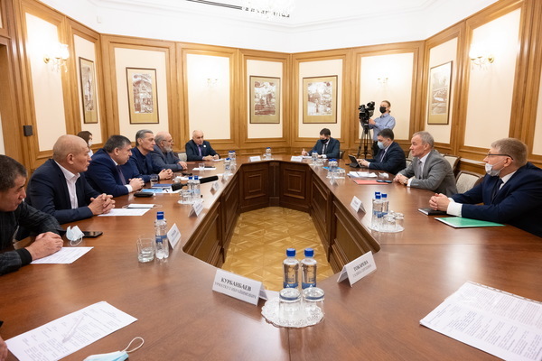 На Среднем Урале социальной и культурной адаптации мигрантов уделят больше внимания - Фото 1