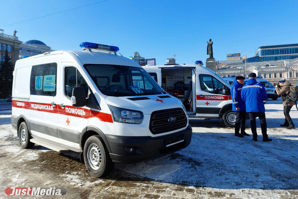 Екатеринбург получил 20 новых современных машин скорой помощи - Фото 1