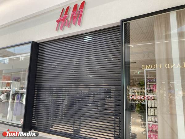 Сеть магазинов H&M приостановила продажи в России - Фото 1