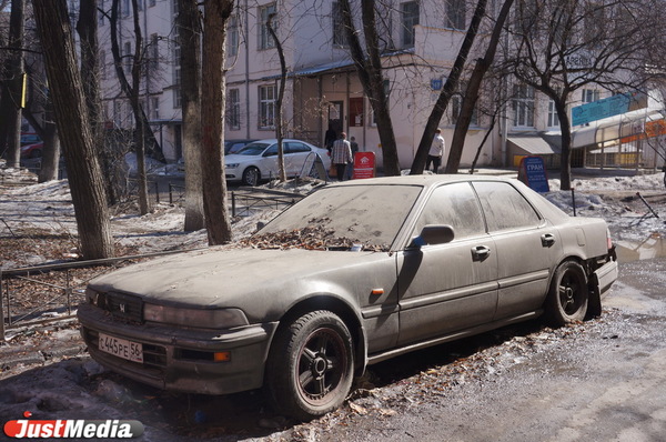 Власти Екатеринбурга будут бороться с «подснежниками» и застройщиками-нарушителями - Фото 1