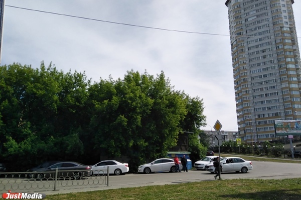 В Екатеринбурге началась подготовка к масштабной реконструкции улицы Машинистов - Фото 1