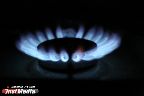 Евгений Куйвашев заявил, что в Свердловской области проведение газовых сетей будет производиться до домовладений - Фото 1