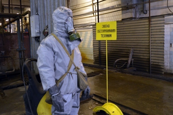На химическом заводе в США произошла утечка токсичного хлора - Фото 1