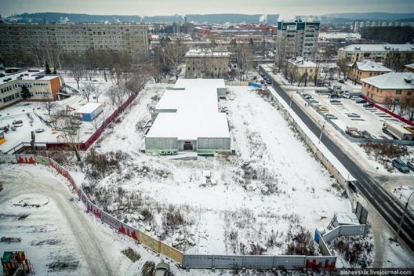 Мэрия Екатеринбурга попробует продать недострой на Вторчермете - Фото 1