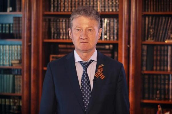 Гендиректор УГМК Андрей Козицын поздравил россиян с Днем Победы - Фото 1