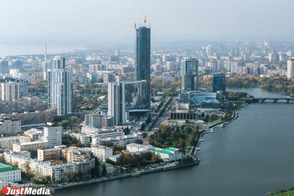 На крыше «Высоцкого» откроется первый в России бассейн на небоскребе - Фото 1