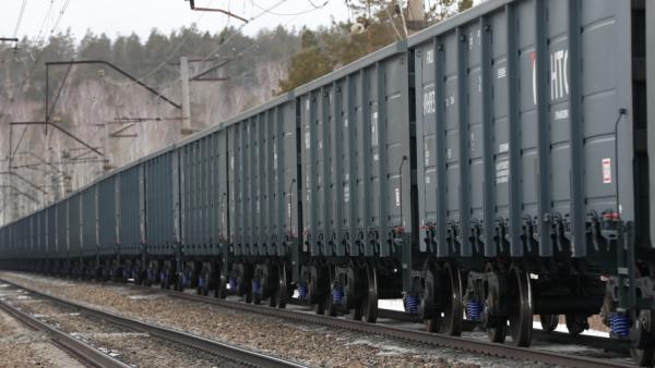 Погрузка на железной дороге в Свердловской области выросла, составив  6,1 миллионов тонн в мае - Фото 1